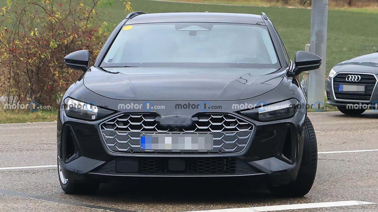 全新一代奥迪A5 Avant低伪装谍照，此前奥迪已经说明燃油新车以单数命名，纯电
