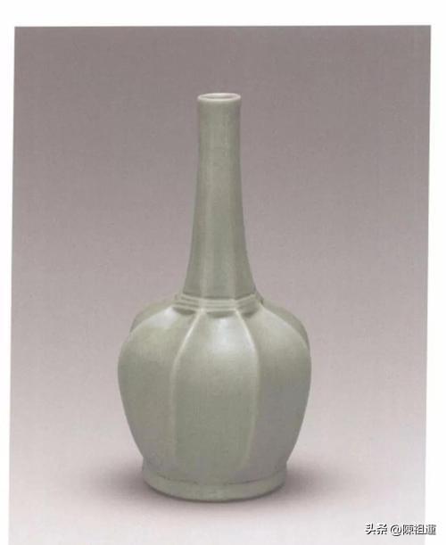 千年秘色瓷：唐代“官窑”巅峰！1987年法门寺出土，解开千古之谜
 
它是唐诗里