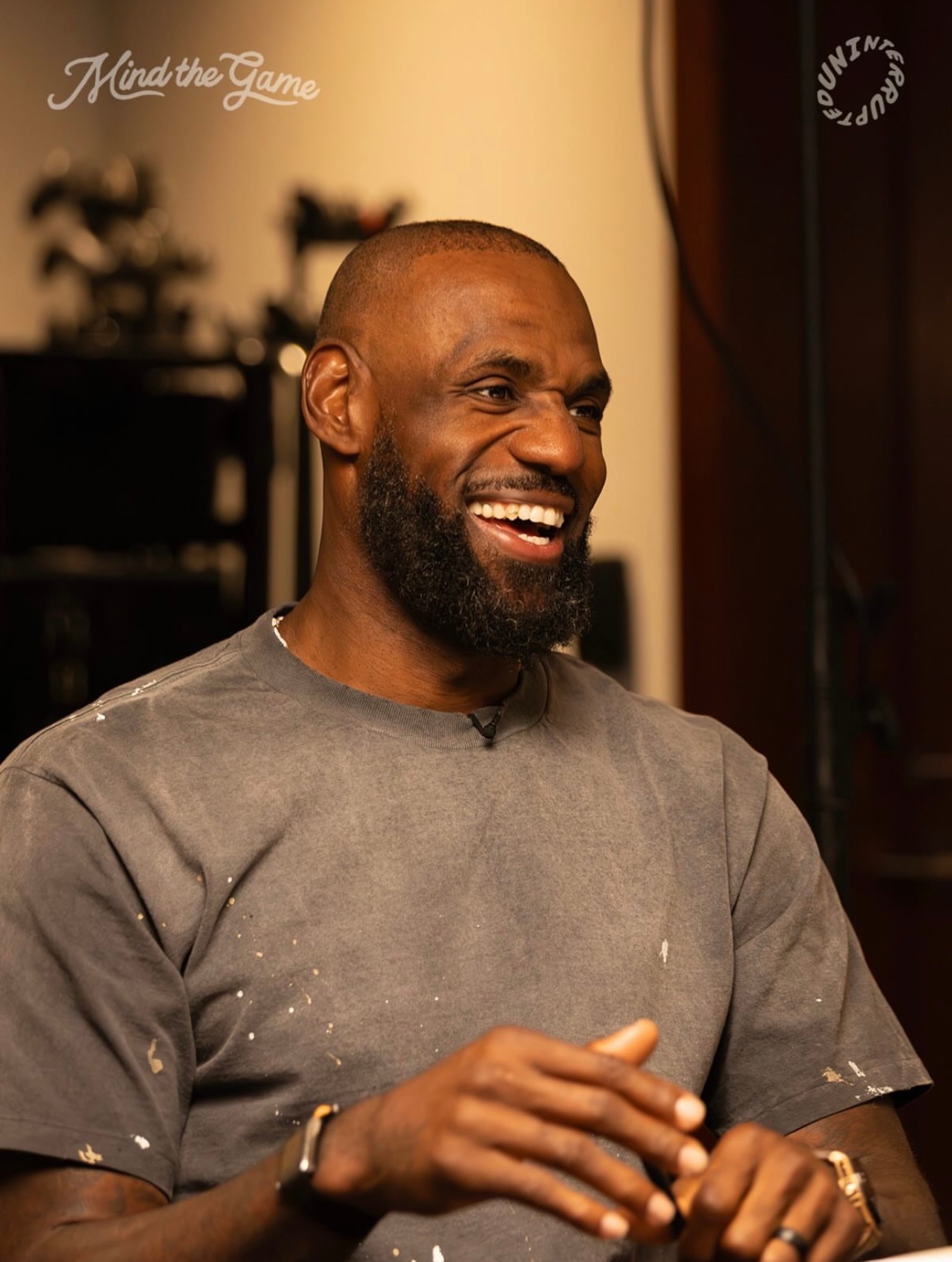 里夫斯做客最新一期《球场大脑》，与詹姆斯和纳什畅聊篮球🏀 