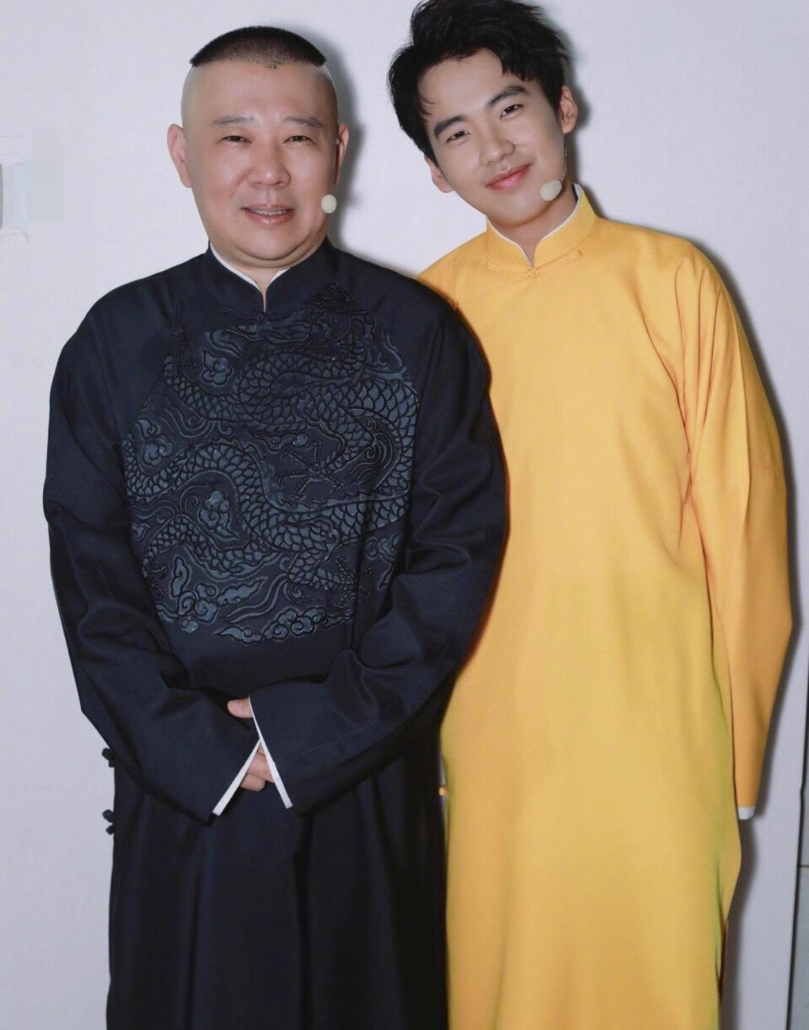 我想过郭德纲会沉默，
也想过他可能会出来道歉，
但唯独有一点我是真没想到，那就是