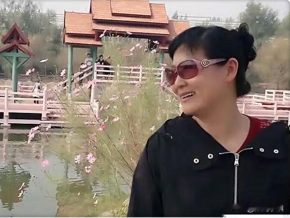 爱人去世这10年，我最怕3件事，遇到就控制不住自己……

第一件是遇到爱人的同事