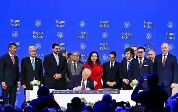 美媒说，白宫想让以色列总统出席在达沃斯举行和平委员会签署仪式，内塔尼亚胡不答应。