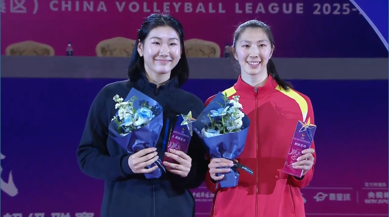 中国女排 【女排联赛】最佳主攻：小吴、小李~~~ 