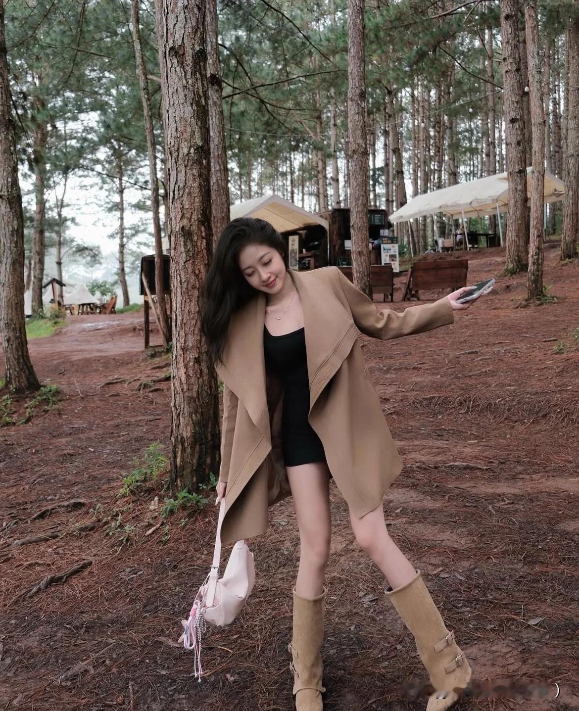 我这个人吧，
以前对什么都挺淡的，
好像什么都激不起太大波澜。
可偏偏就是遇到了