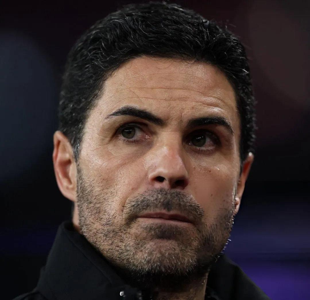 阿尔特塔赛前被问到了合同到期后是否会继续留在阿森纳的问题。对此他表示：“那需要未