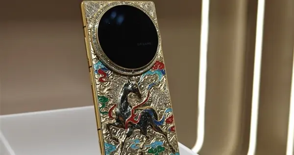 追覓首款黃金鑲鉆手機登場！已有多位客戶預定 負責人：做手機我們得天獨厚