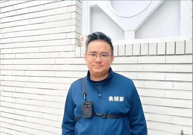 黄健豪13日发文叫嚣，世代交替投智强，安心可靠投龙斌，就是不能投履历苍白，没有战