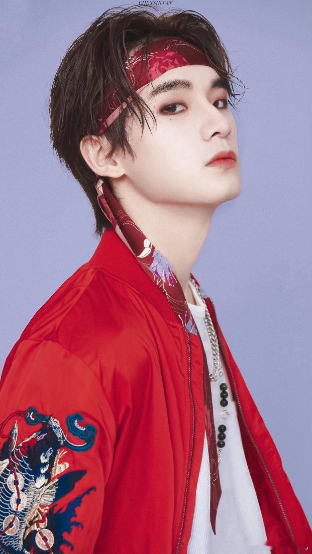 姚琛好强的演员信念感姚琛怎么忍住不笑场的大型憋笑挑战现场！全场气氛欢乐热闹，姚琛