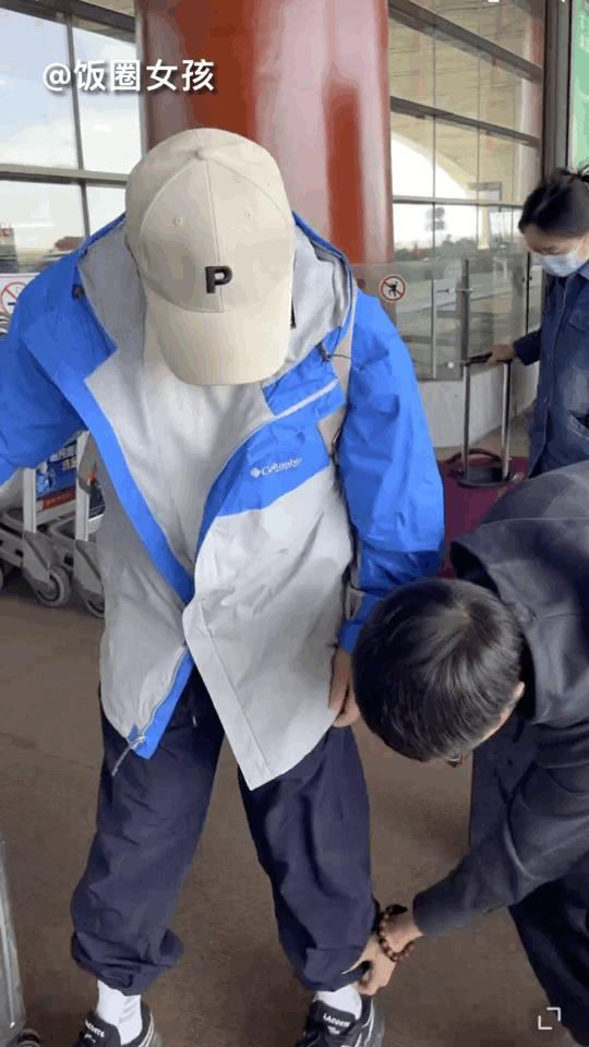 #张颂文我故意这样的# 张颂文老师:你不懂，我有我style[喵喵]哈哈哈哈哈，
