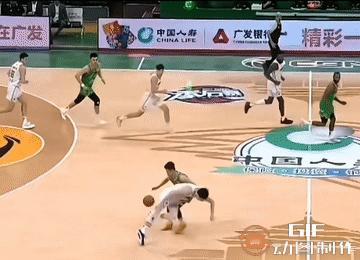 胡明轩这一脚直接把赵继伟送上了断头台。