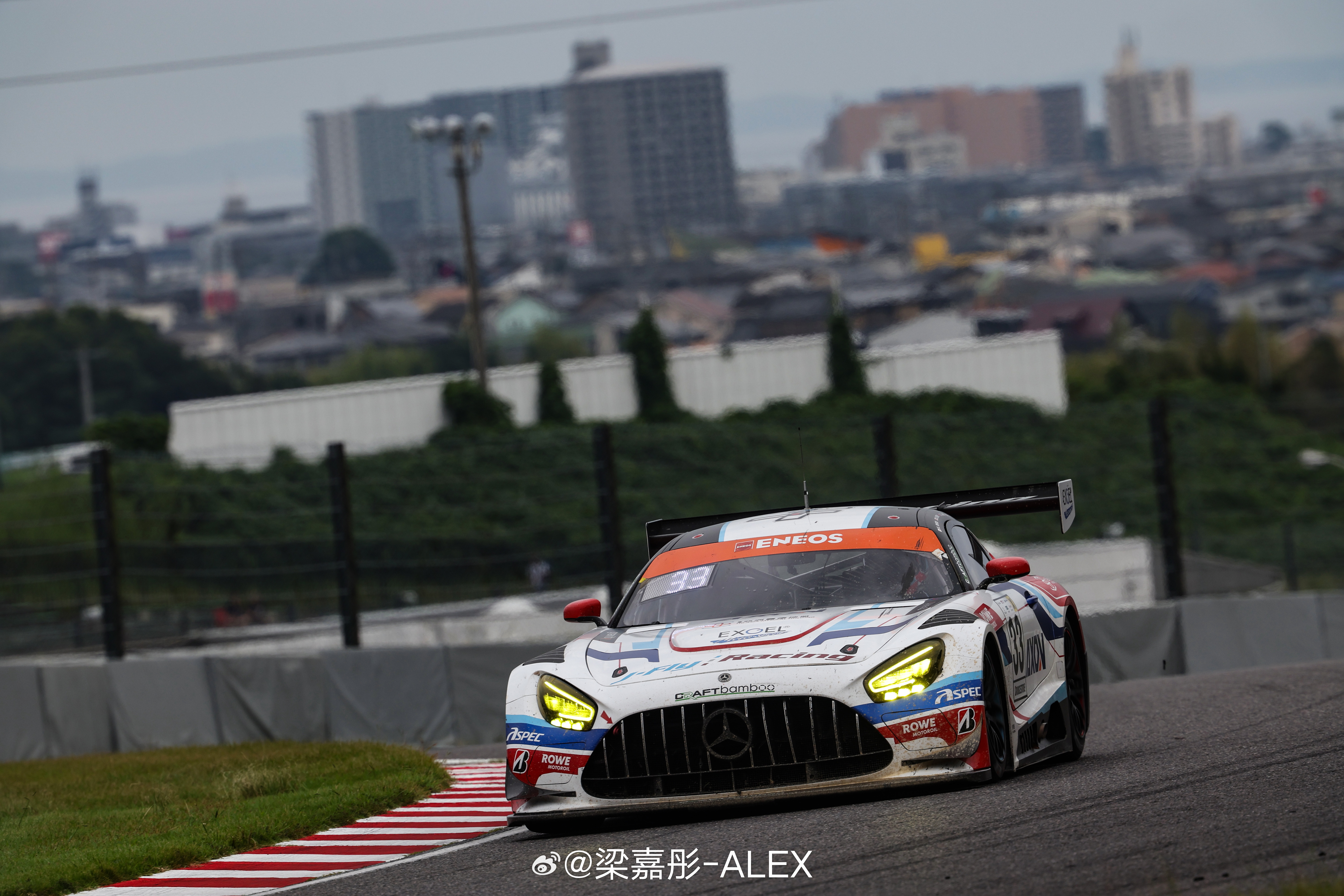 时间如白驹过隙，转眼又是一年，感恩一切的一切。🎂3️⃣3️⃣🎂图1-5: 2