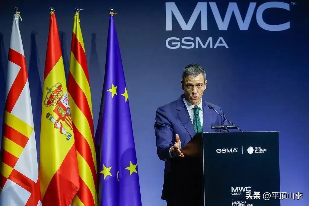 面对特朗普的贸易战威胁，西班牙首相桑切斯最近很“硬”。他不仅喊出“不要战争”的口