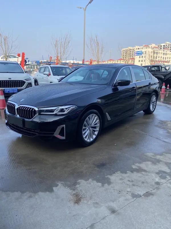 今儿去实探了宝马5系价格，那变化真叫一个大。宝马5系官方指导价原本在40万 - 