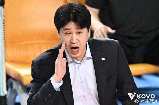 国际排坛动态韩国女排金钟珉教练：“对俱乐部感到遗憾是事实……希望球员们尽职尽责”