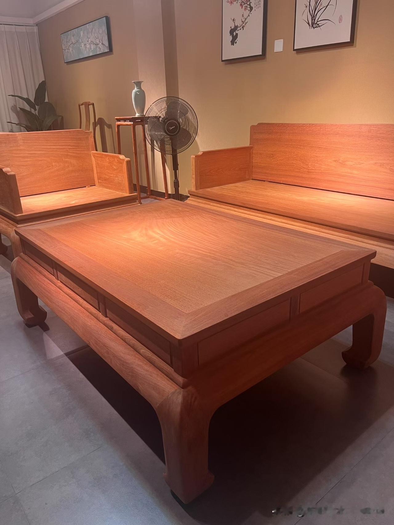 3套罗汉沙发，备料中[作揖]

全独板高品质，纯缅甸老料，靠背5公分厚，都是无芯