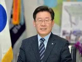 韩国宣布，从3月30日起，对北京、上海、广州、深圳、苏州、厦门、天津、南京、杭州