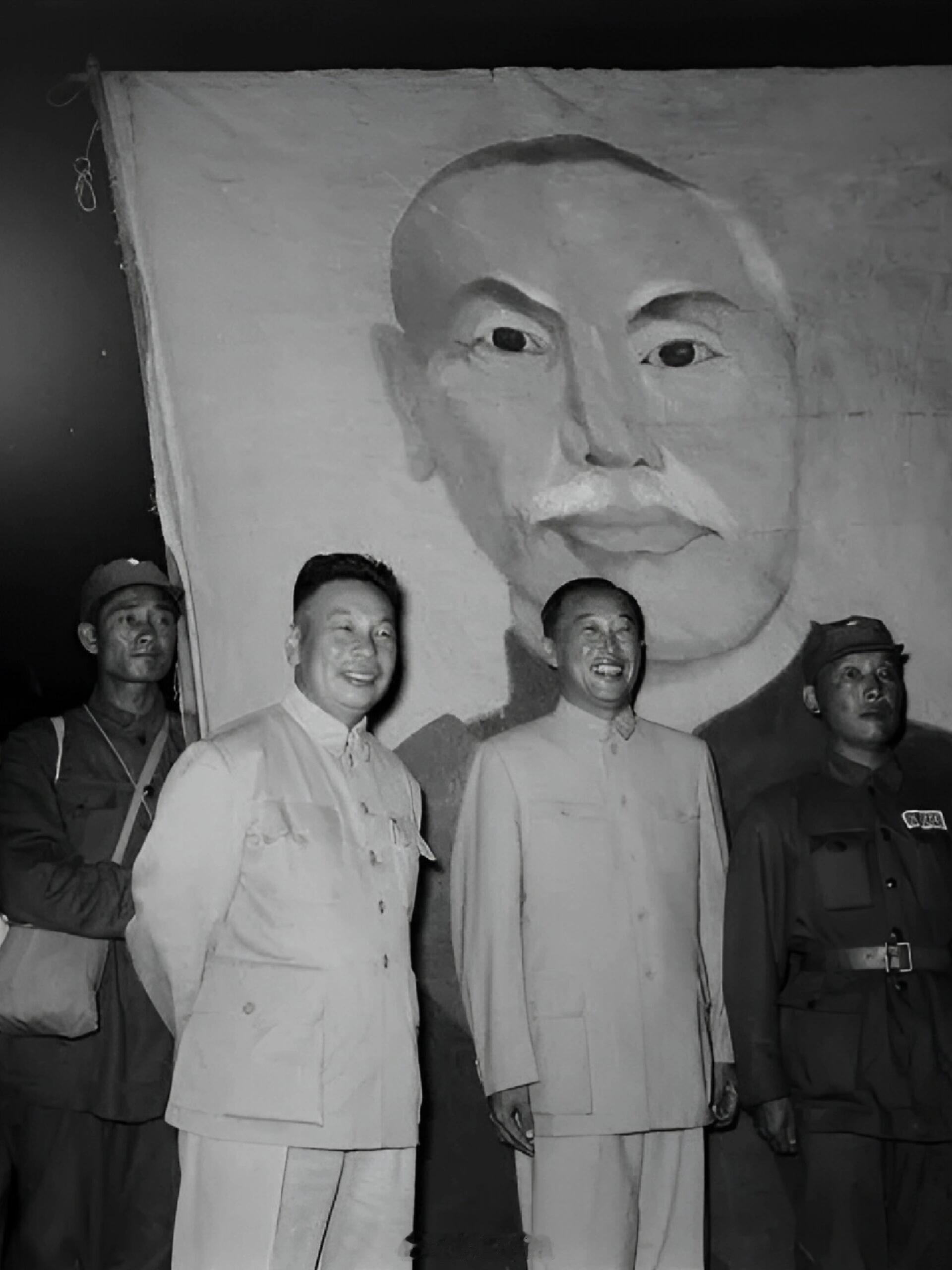 1953年，联合国作出决议，要求在缅甸的国民党残军解除武装撤回台湾。在联合国监督