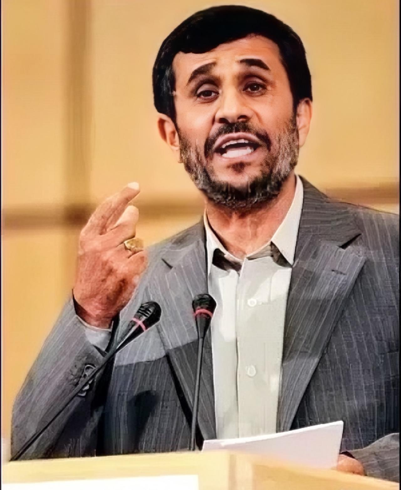 伊朗明确宣布：
3月5日，伊朗伊斯兰革命卫队宣布，在战争时期霍尔木兹海峡的通行权