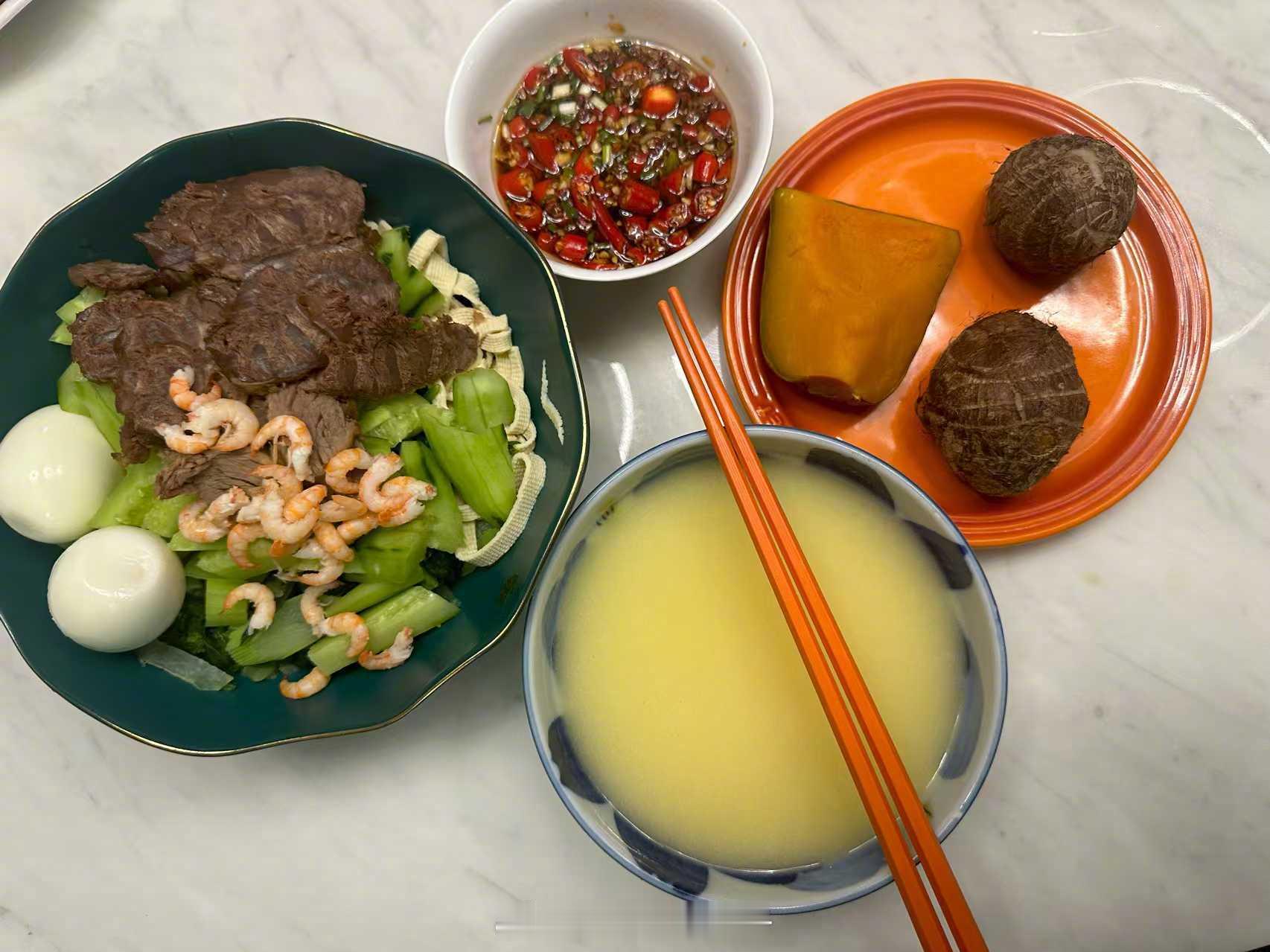 每天只吃一顿饭，身体已经习惯了，今天到晚上6点还不饿，已经空腹24小时了，本想着