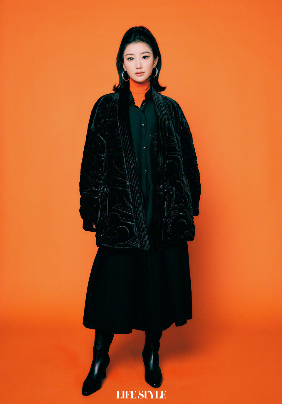 毛晓彤精品购物指南封面毛晓彤像是从画中走出的摩登女郎《精品购物指南Lifesty