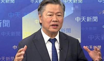 台湾名嘴赖岳谦毫不客气地指出，大陆光东部、南部、北部三个战区就有枕戈待旦的六七十