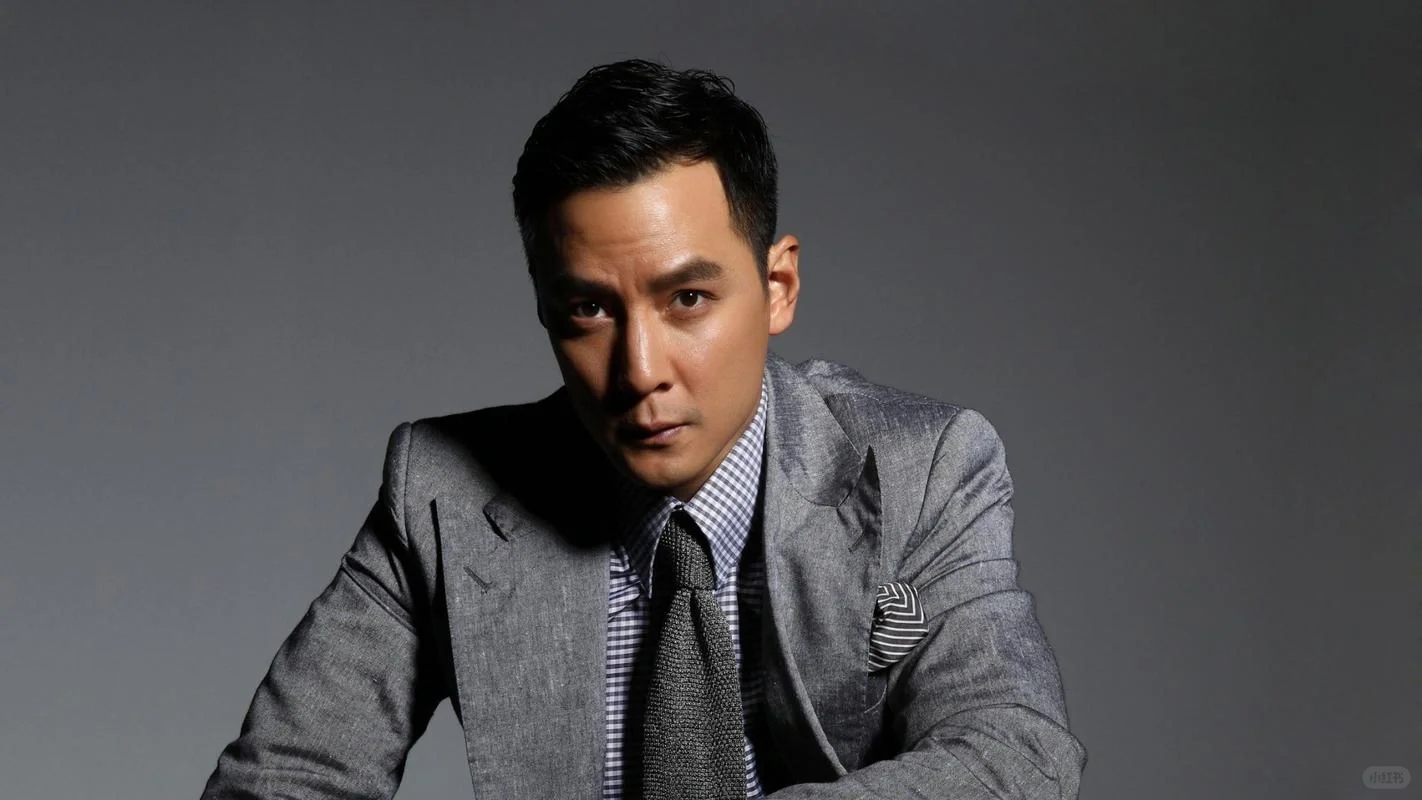 早上看阿祖的粉丝才10万，现在看已经45.3万了，看这样子应该还会继续涨！实在搞...