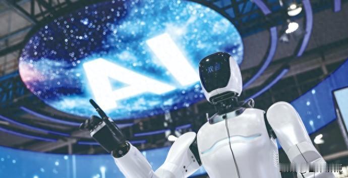 中国AI跑得比想象中快，但没人说清它到底卡在哪儿。最近看了不少工厂、医院和路上的