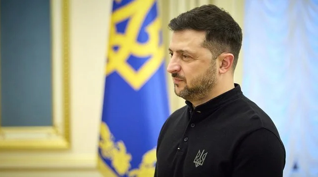 【泽连斯基称无意贪恋权力：和平协议公投与总统选举可同时举行】当地时间12月23日