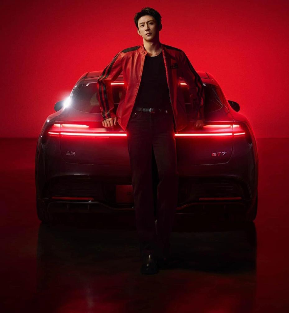 号称有“百万级驾控实力”的启境 GT7，究竟有何神秘之处？

   启境 GT7