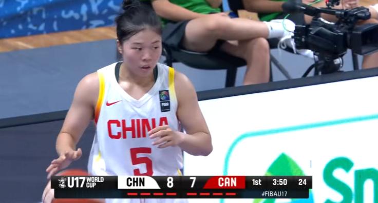 U17女篮这段需要再耐心点，一个挡拆打不穿对面防守的，需要让球移动得更快。fib
