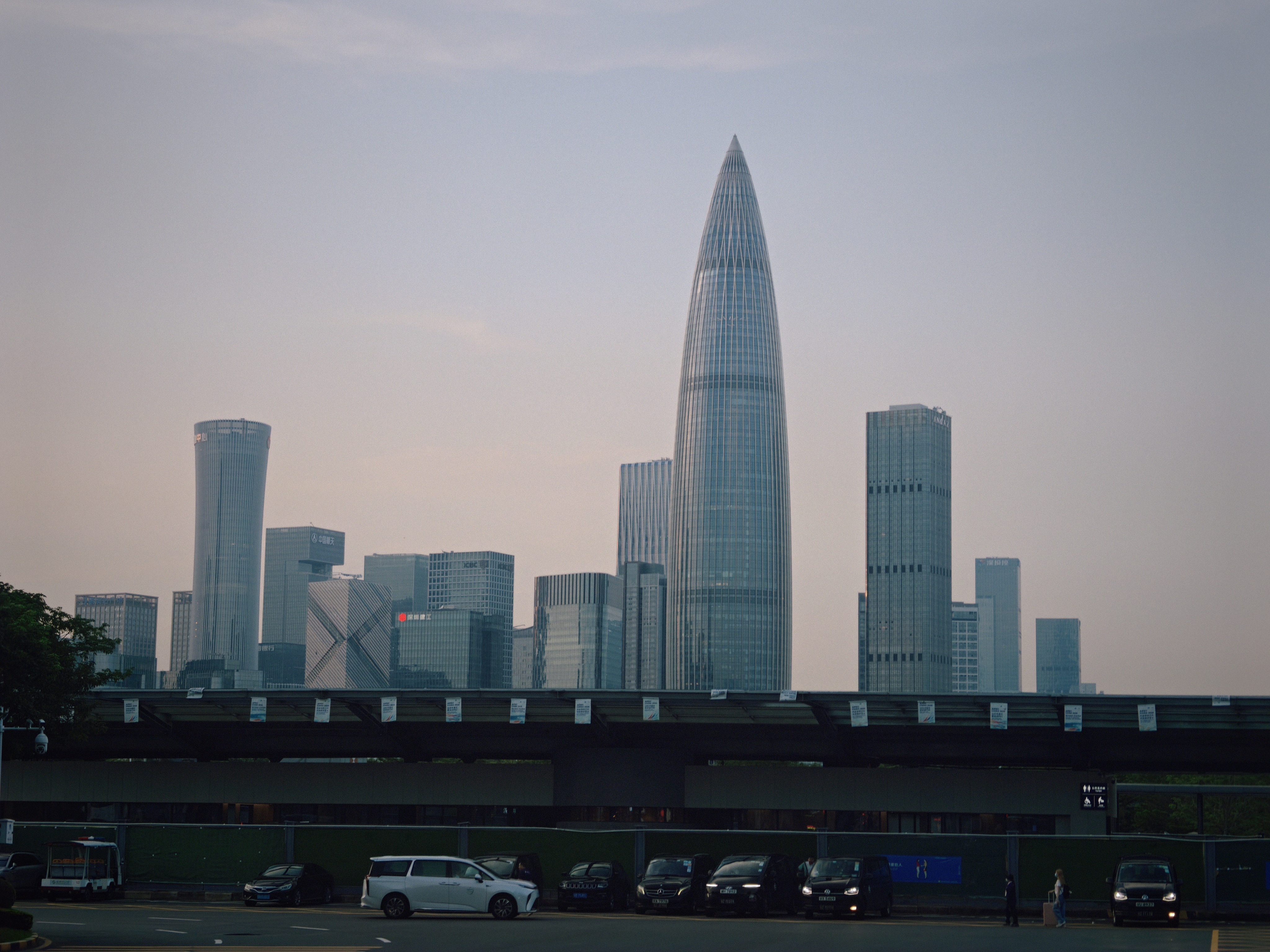 大师模式直出，大师模式和光爱深圳的天际线 深圳·深圳湾口岸