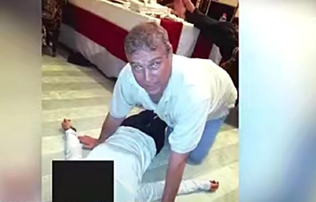 英国安德鲁王子被捕！王室史上最轰动的丑闻
 
英国王室彻底炸了锅！当地时间2月1