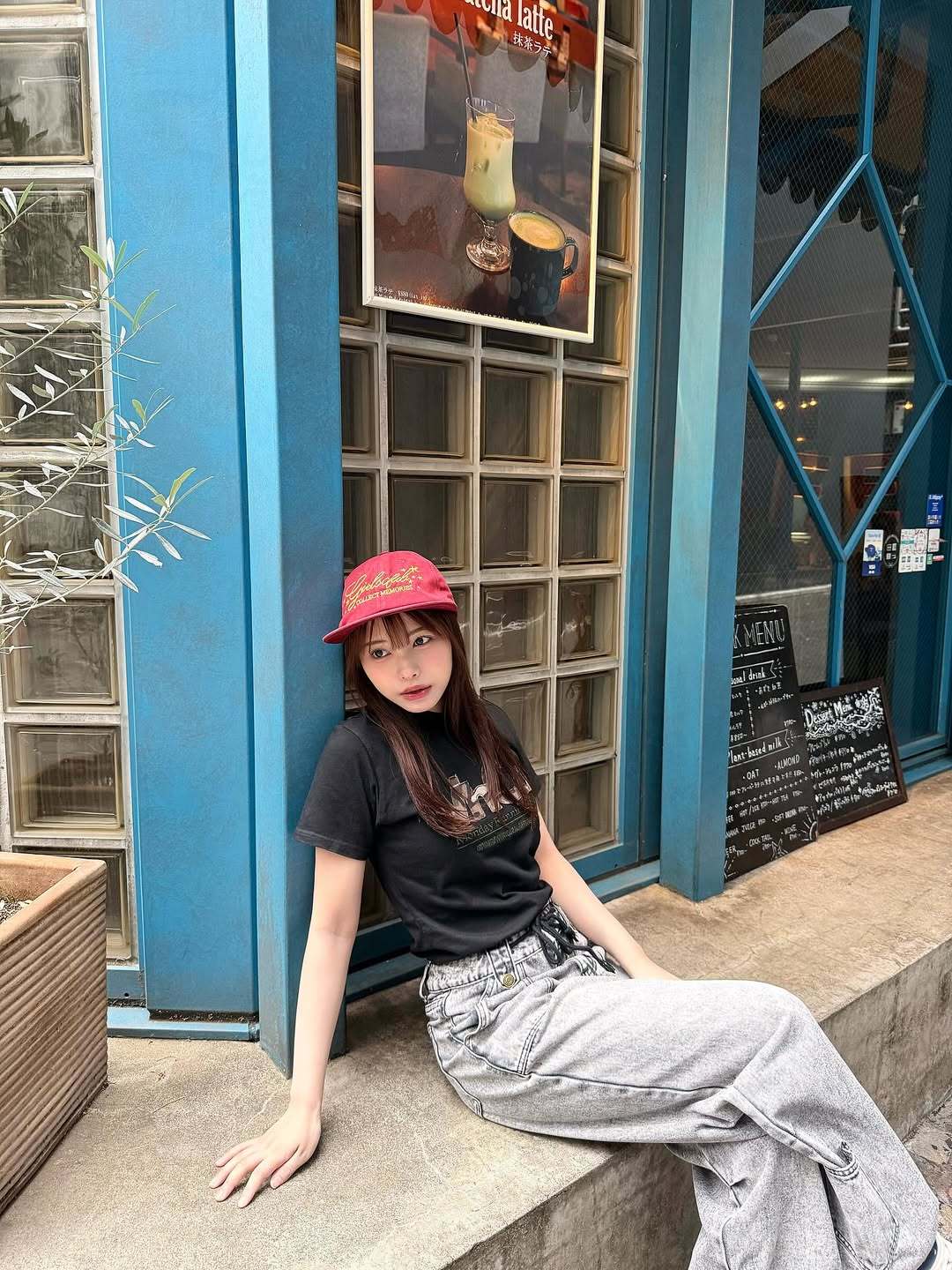 宫崎亚美纱もう衣替えしたんだけど気が早かったかな…？😀⁡ venhit_jp 