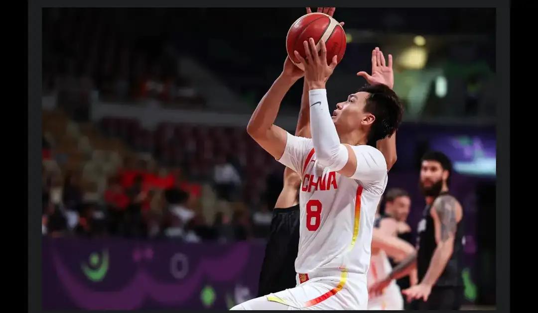 中国男篮4分主场不敌韩国男篮！
是近几年来首次输给对手！明明表面阵容看似更强了，