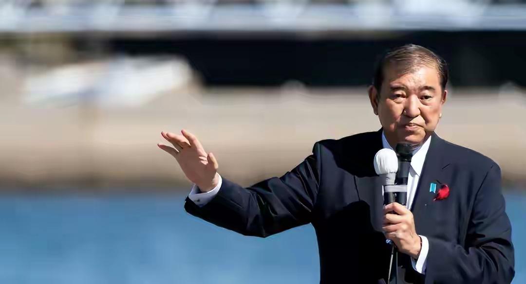 最近全球航运圈的目光都聚焦在伦敦，国际海事组织开了一场关键会议，核心就是要定下来