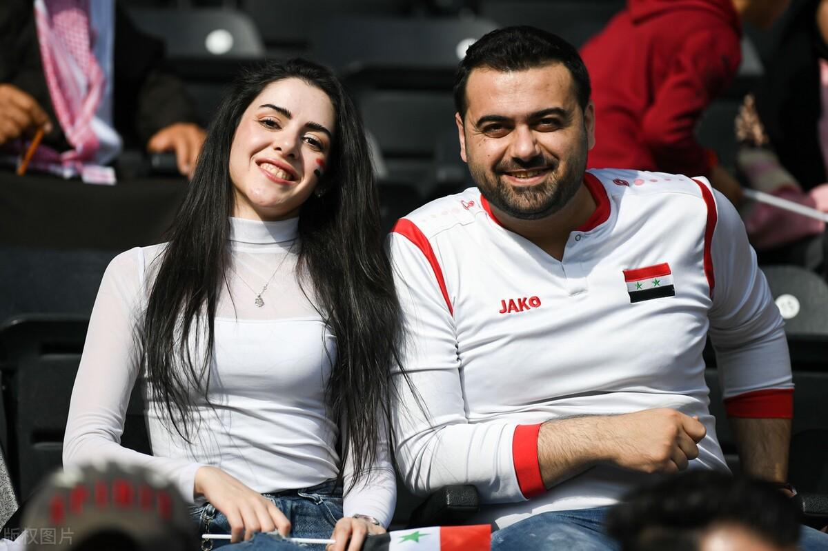 摩洛哥足球很纯粹，不去看不知道，但是叙利亚足球确实很纯粹，[捂脸]谁敢说不是呢？