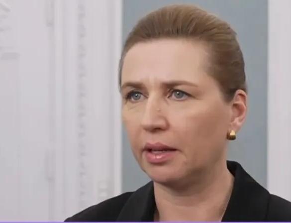 今天的委内瑞拉会不会是明天的格陵兰岛！
丹麦首相十分担忧美国会突袭格陵兰岛，毕竟