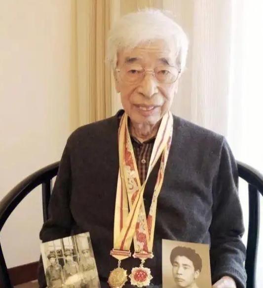 1948年，日本人砂原惠改名换姓化名张荣清，并谎报中国国籍，加入解放军，在辽沈战
