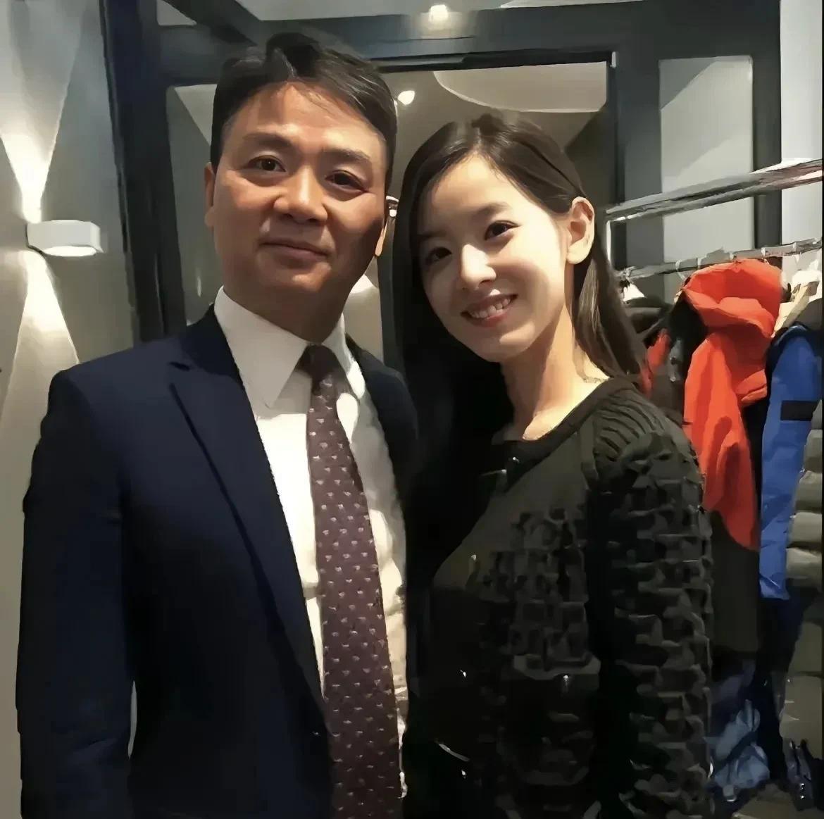 章泽天好像也没立过学霸人设，因为走红因为形象好，所以她一直被选为宣传片或地方台小