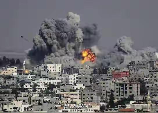 大战在即：中东火药桶即将拉爆
​原因如下
​美国向中东增派航母，预计一周左右到达