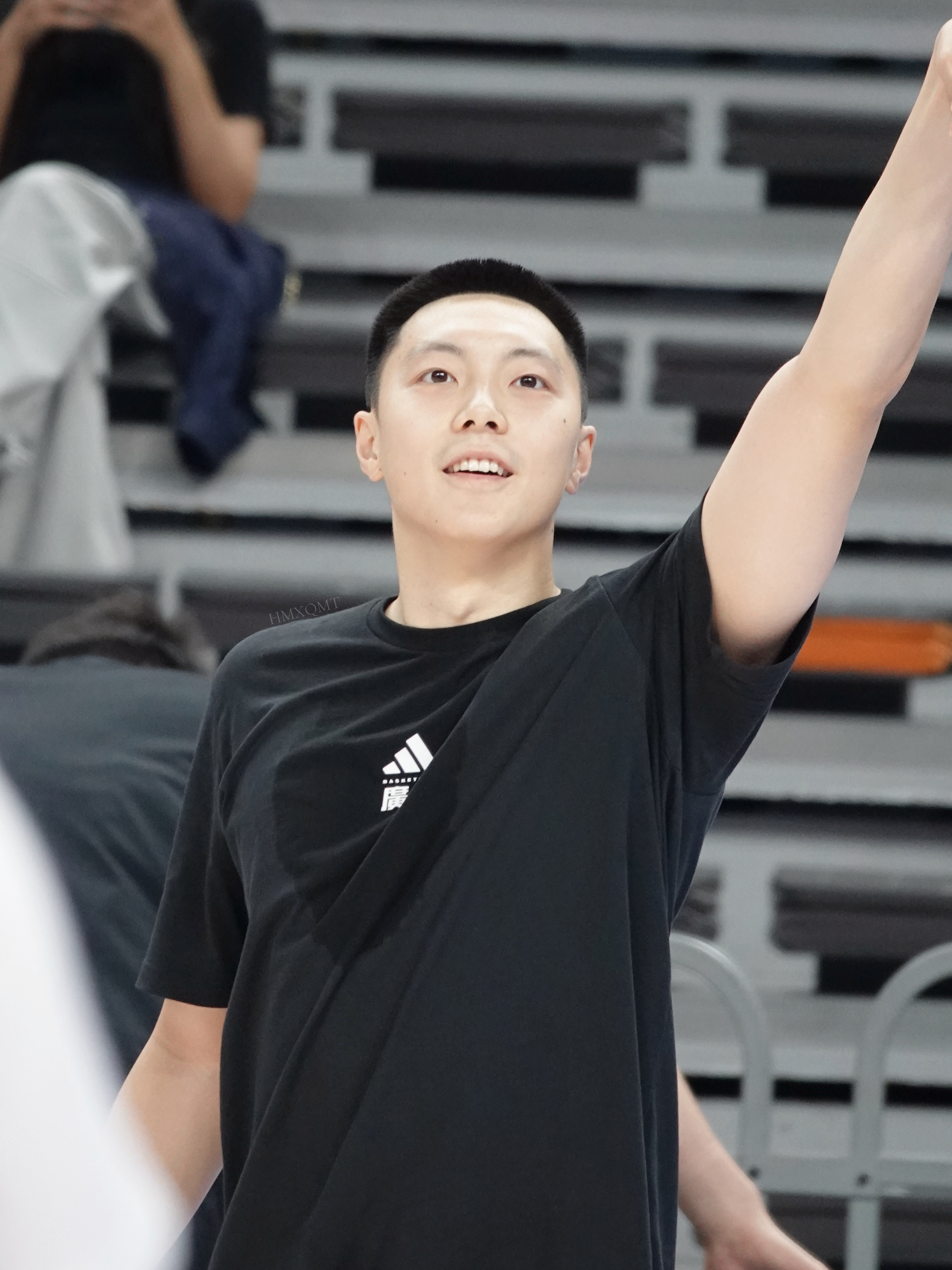 今日份三倍日‼️三倍日‼️三倍日‼️一齐为【南区后场-胡明轩】助力 你十票我十票