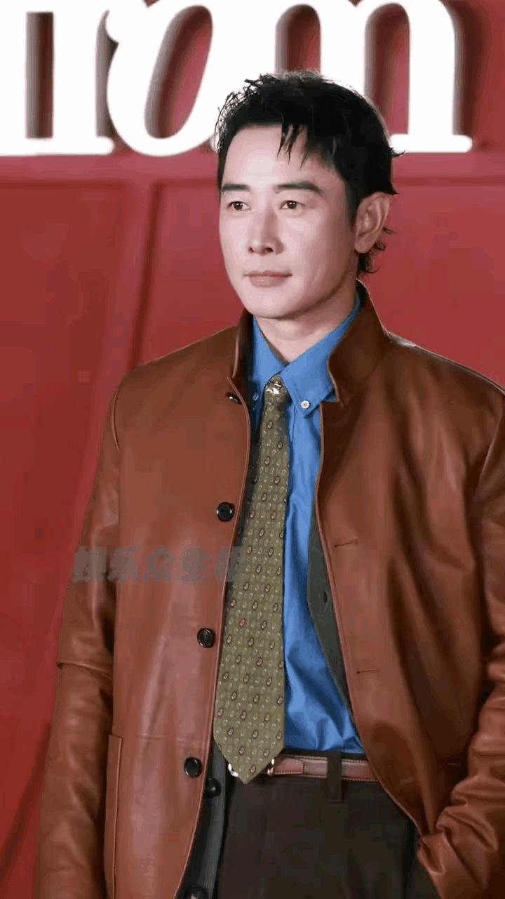 印象中没几年，一晃小生成了老生的感觉，是这个一晃时间过得太快了？[灵光一闪]