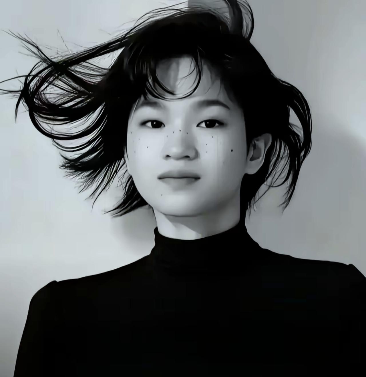 我敢说，很多人都不知道，
全红婵这波“破圈”有多提气！
17岁的她直接登上泰国顶