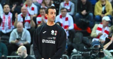 欧冠比赛日：朱婷之科内利亚诺客场直落三局轻取波超罗兹商业 赛后主教练和球员访谈