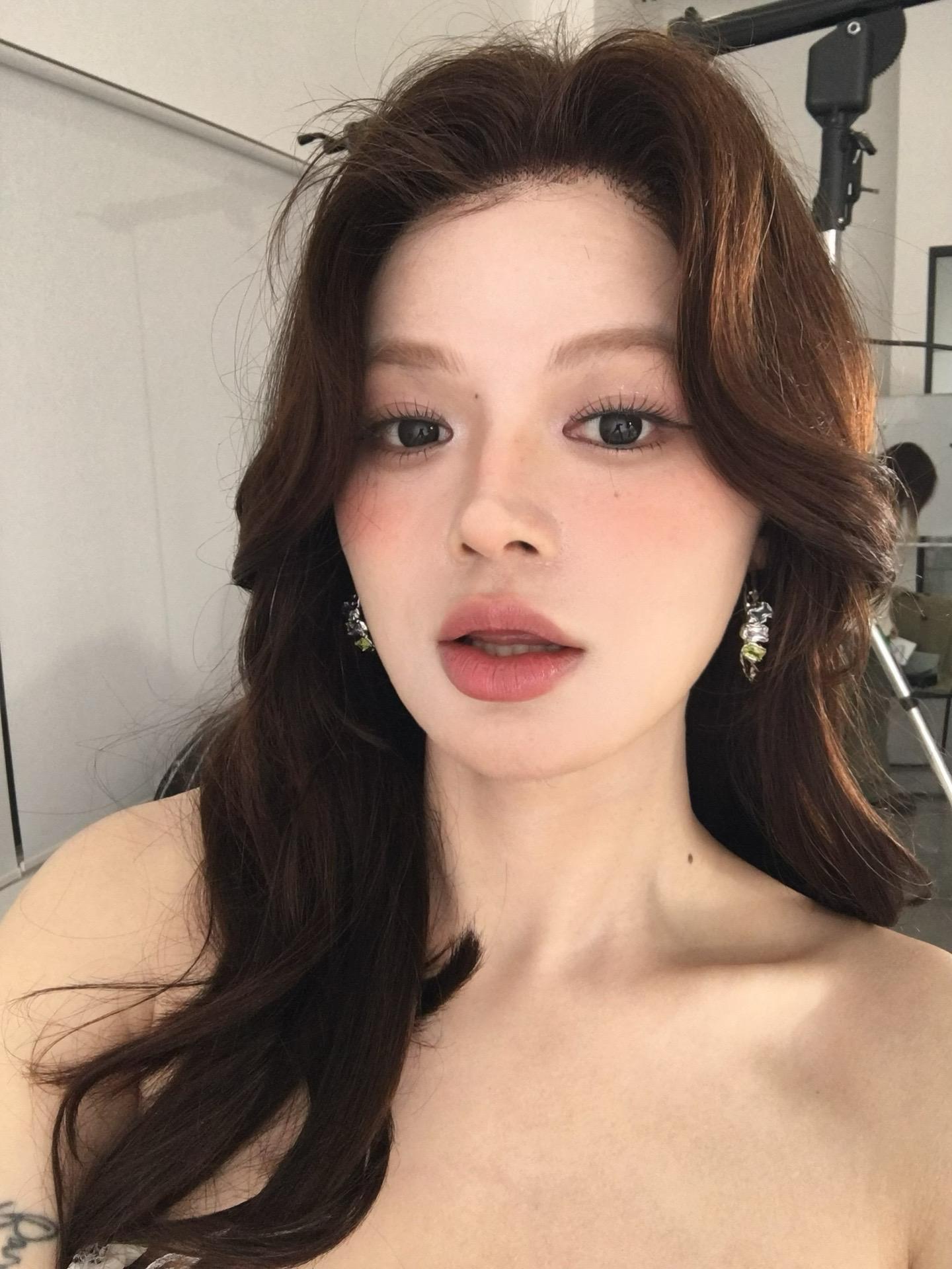 baby我们的感情好像跳楼价