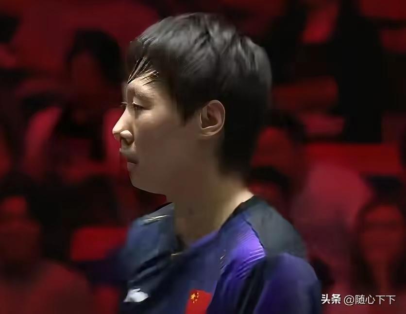 别太往心里去，“揪心”说明真的懂球、真心喜欢她！
晚饭都吃的不香了，
看了曼昱输