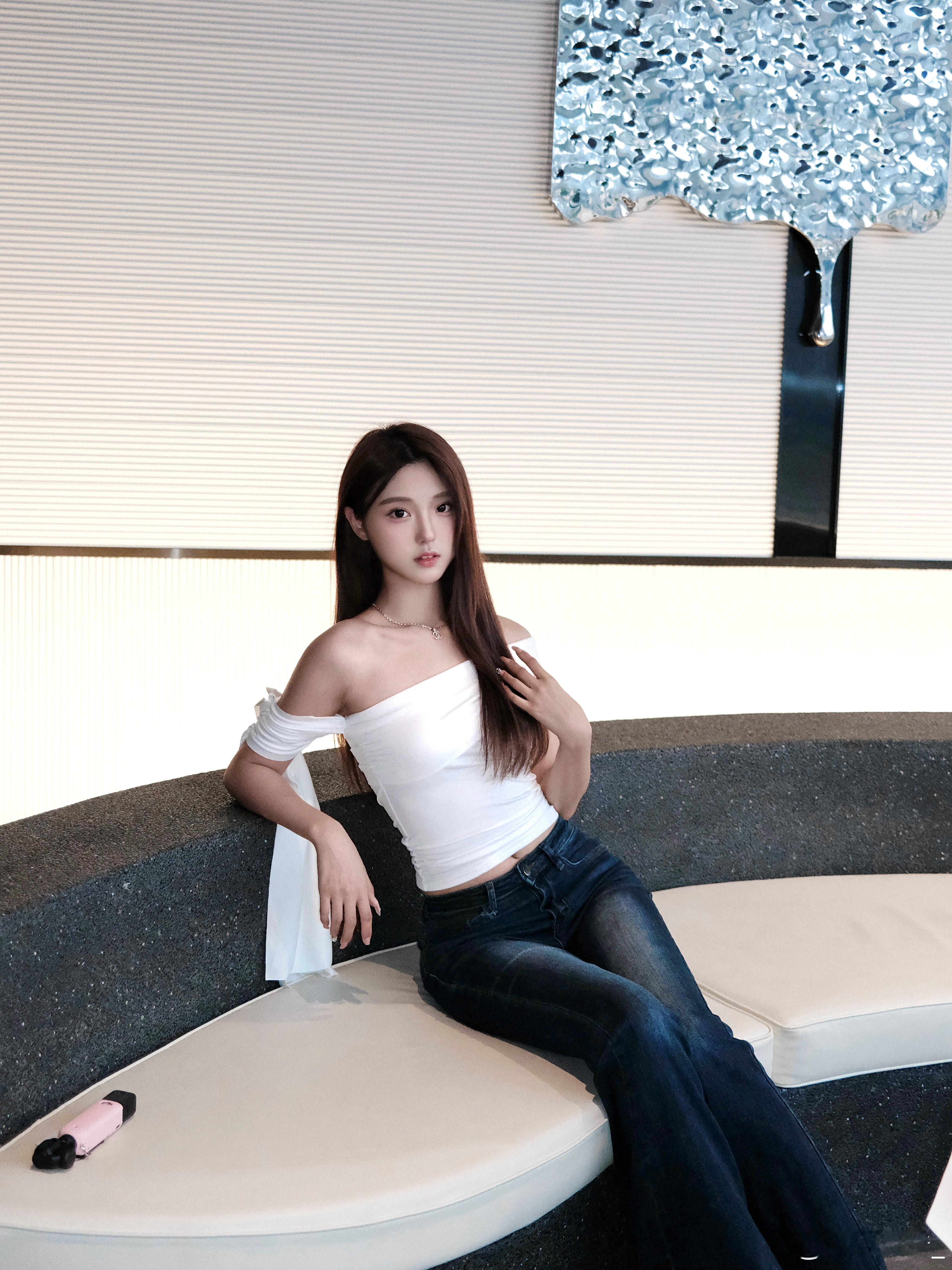 Hi ​​​