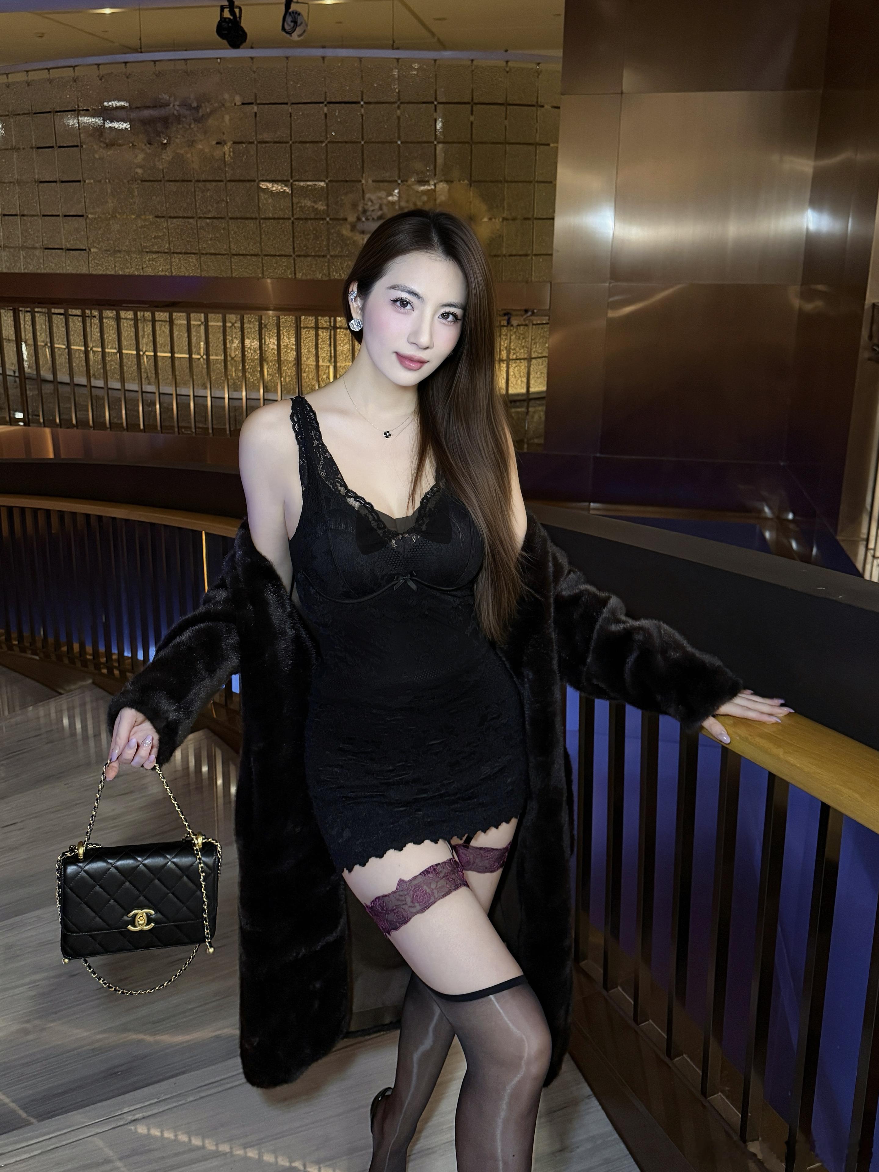 腿长的人吊带袜也只到膝盖绫吊带袜吊带袜天使今日穿搭(ootd)高颜值大长腿大长腿