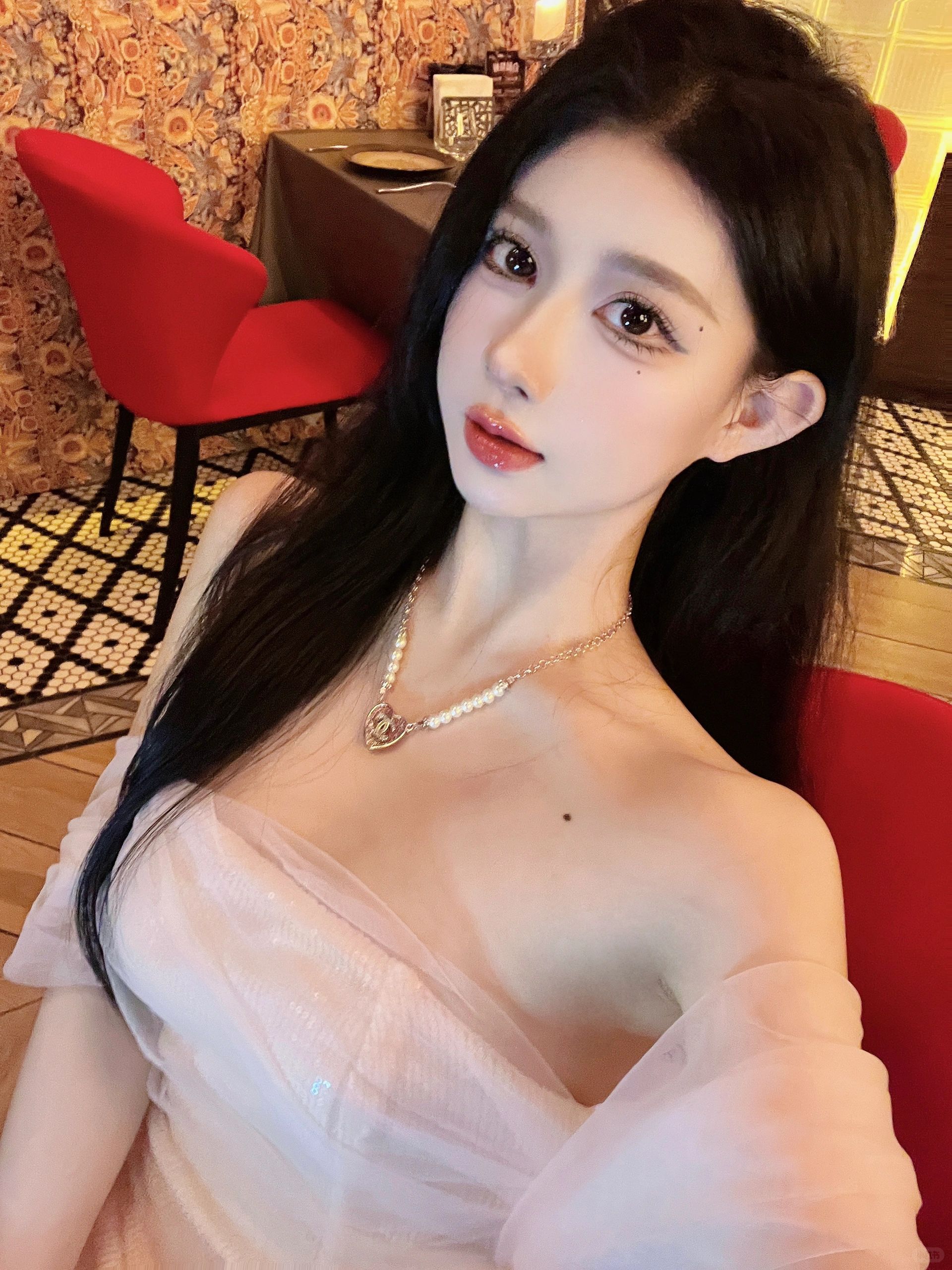 无法否认在某种时刻是真的很幸福