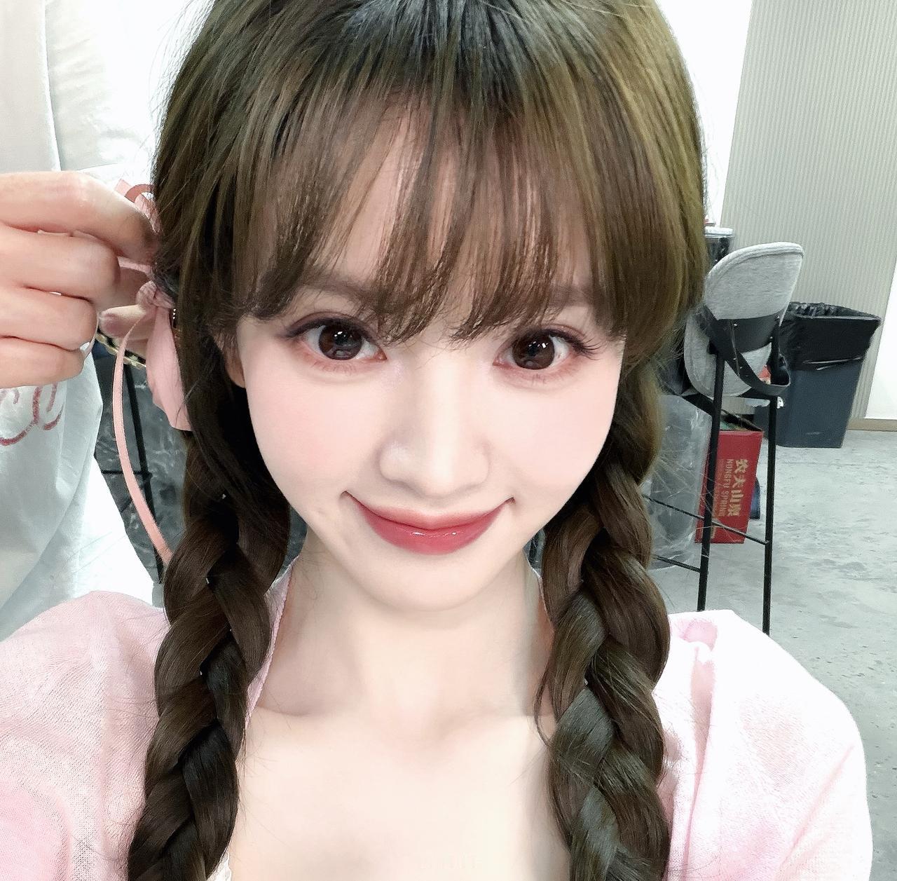 -

🐰🐽🐱*田曦薇 ​